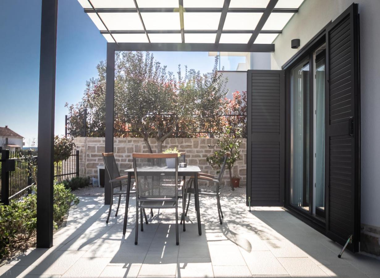 Boutique La Perla Jacuzzi Murter Exterior foto