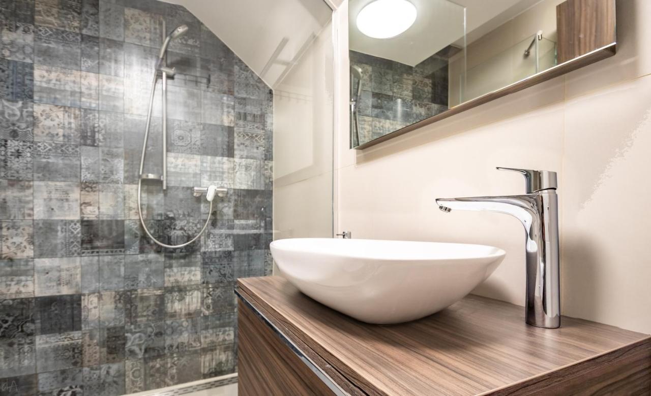 Boutique La Perla Jacuzzi Murter Exterior foto