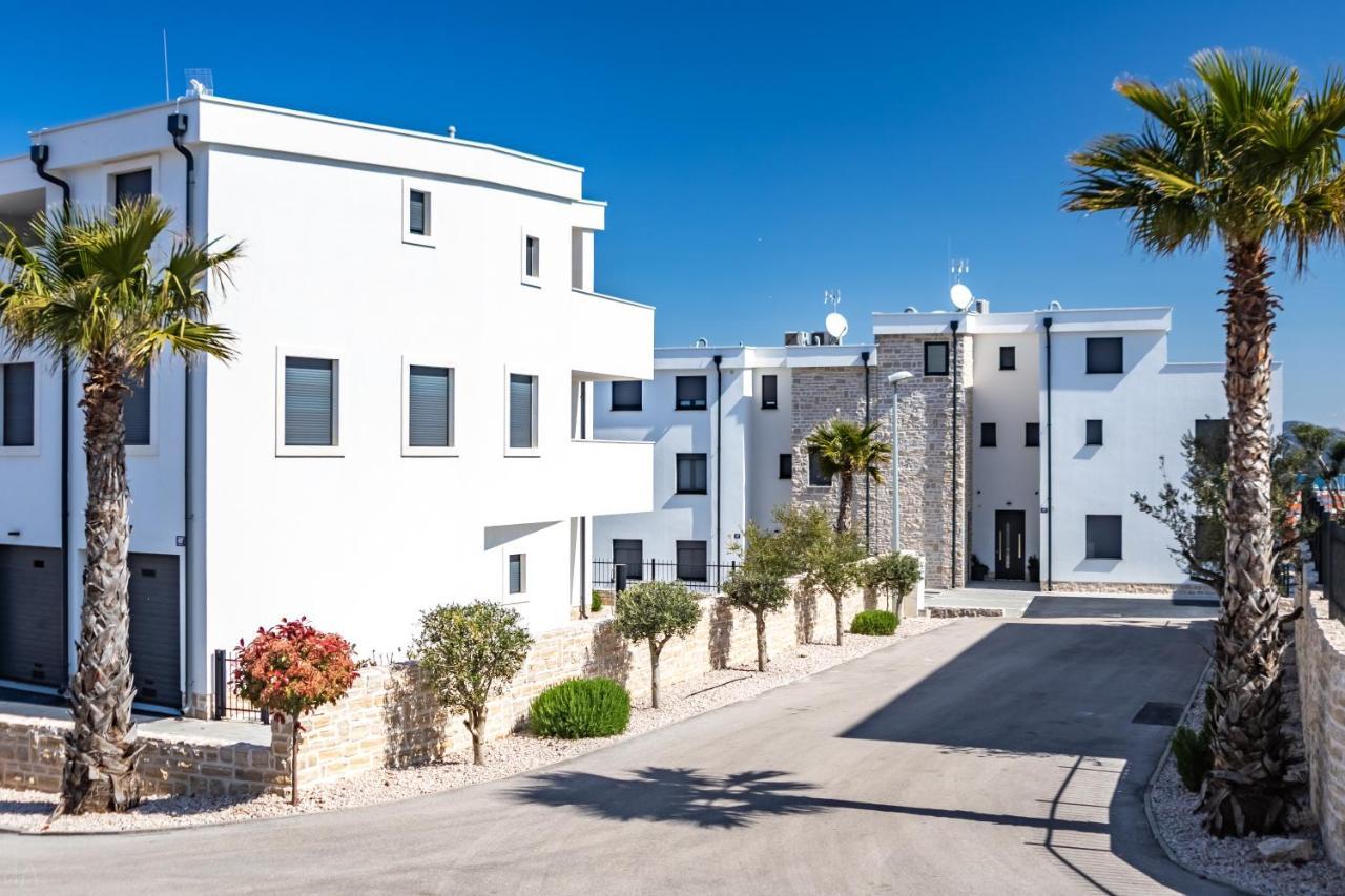 Boutique La Perla Jacuzzi Murter Exterior foto