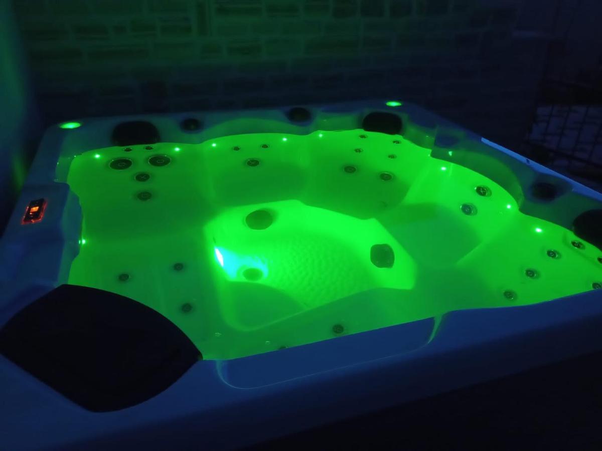 Boutique La Perla Jacuzzi Murter Exterior foto
